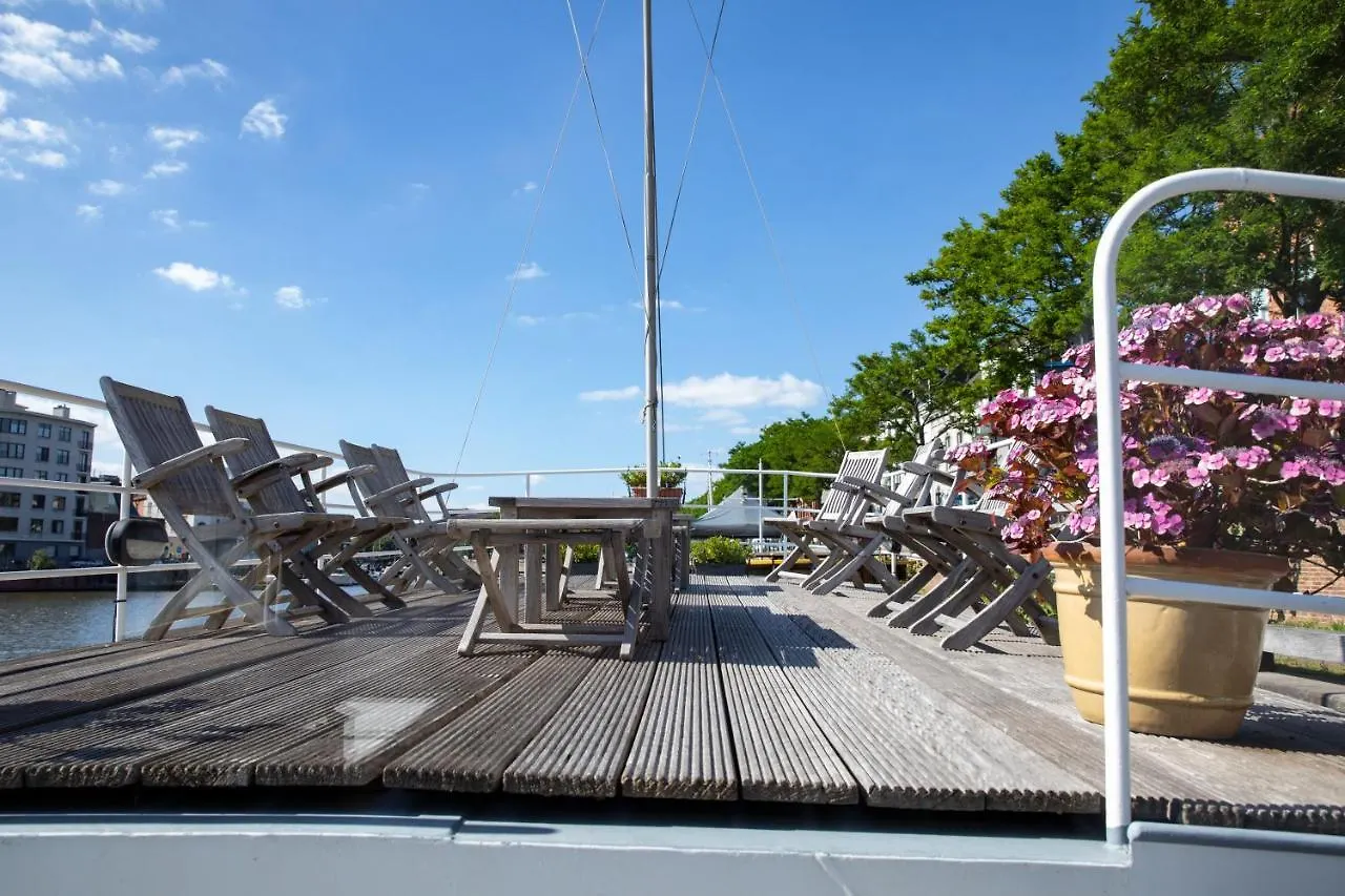 Hotel The Boatel Gand 0*,  Belgique